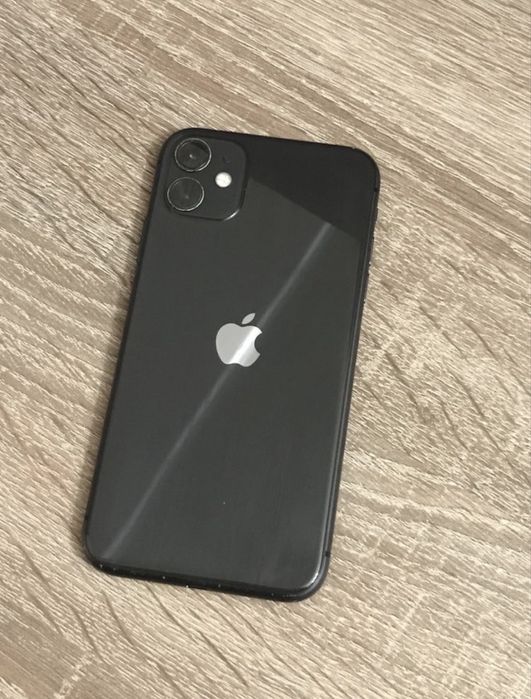 iPhone 11 64gb ,Black neverlock. Операційна система