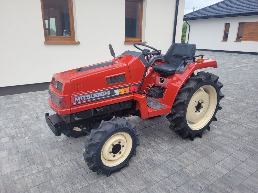 Sprzedam traktor Mitsubishi MT20