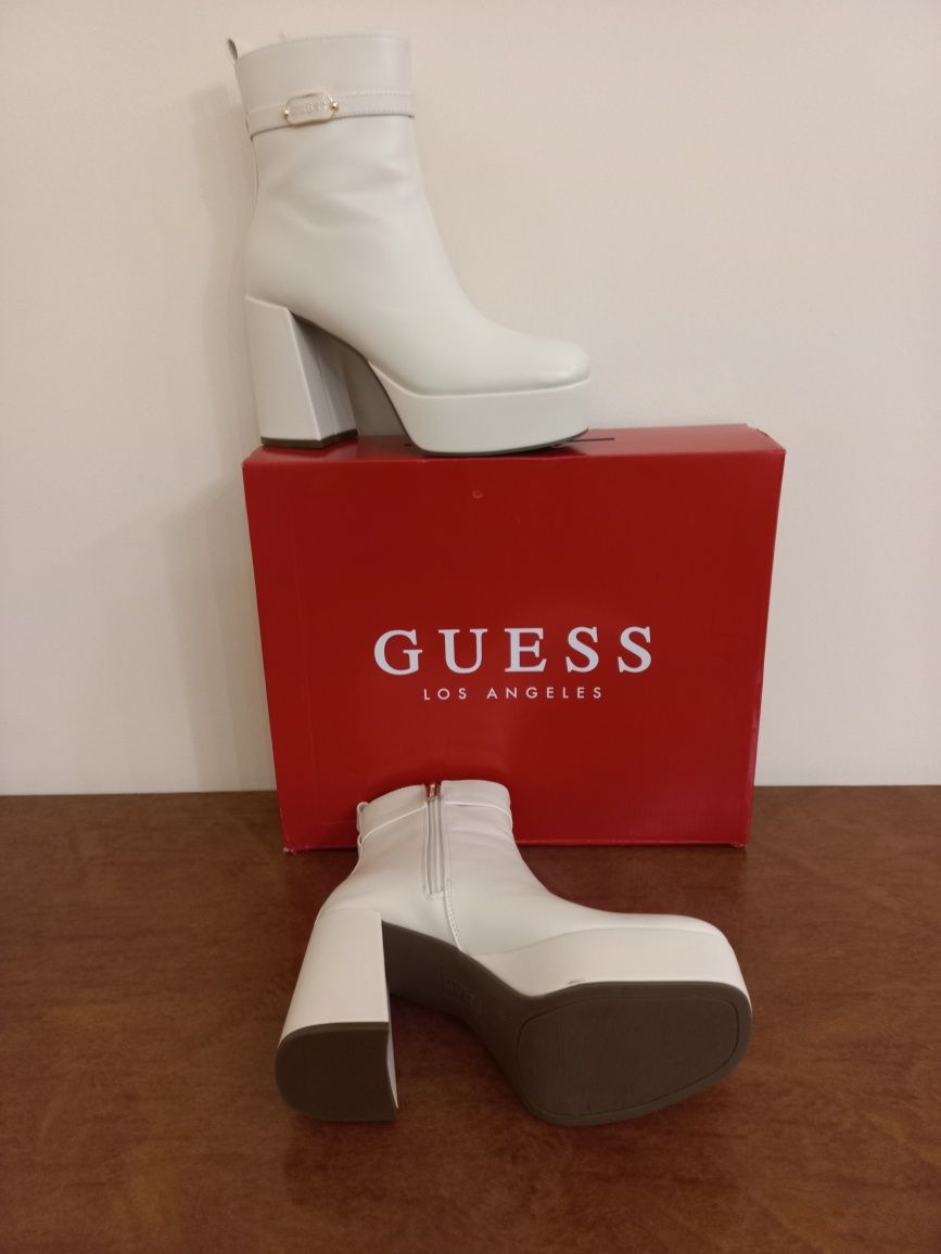 Продам полусапожки фирменные, весна - осень    GUESS LOS ANGELES