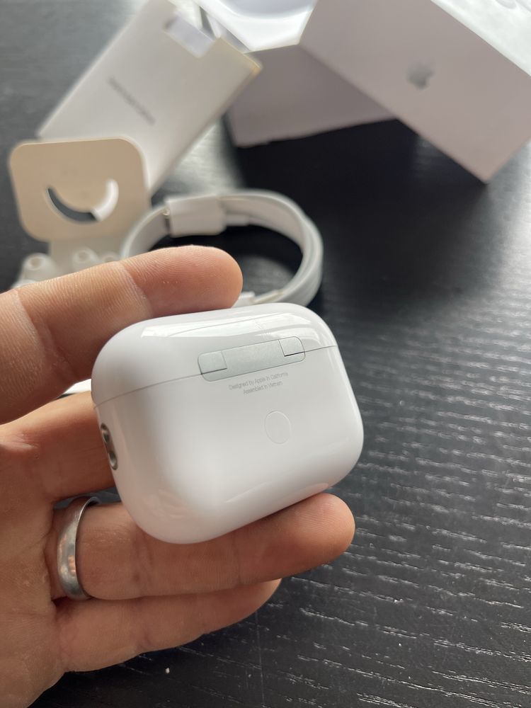 AirPod 2 pro (artigo de expocisao de loja)