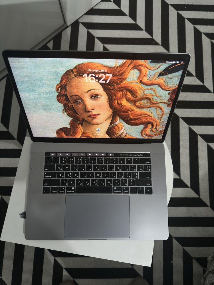 Macbook pro 15 i7 16gb ram (zamiana)