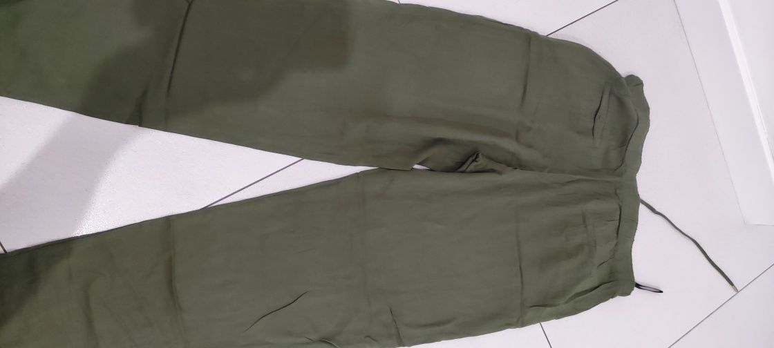Spodnie Top Secret 36
