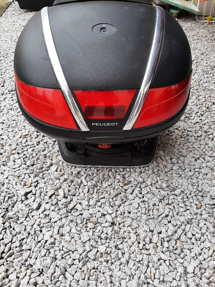 Stelaż plus kufer Peugeot Satelis 125 orginał