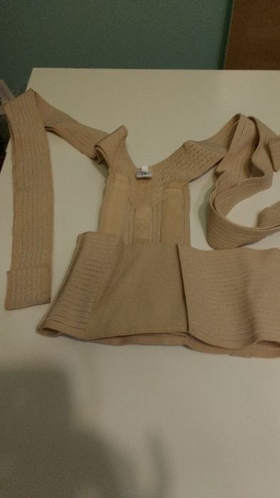 Dziecięca wysoka sznurówka półsztywna L gorset medyczny Erhem L