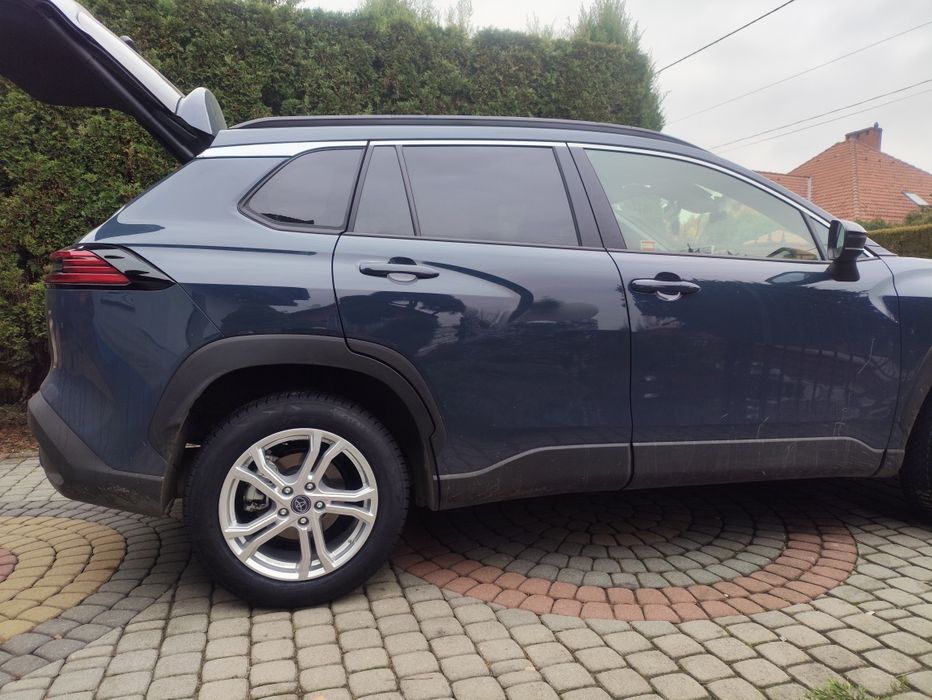 Nowe koła zimowe z czujnikami 17 5x114,3 Toyota Corolla Cross Yaris