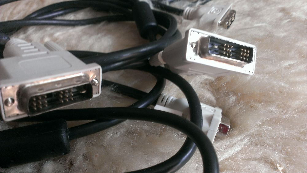 Kabel cyfrowy DVI , VGA D-Sub oraz kabel hdmi displayport nowe