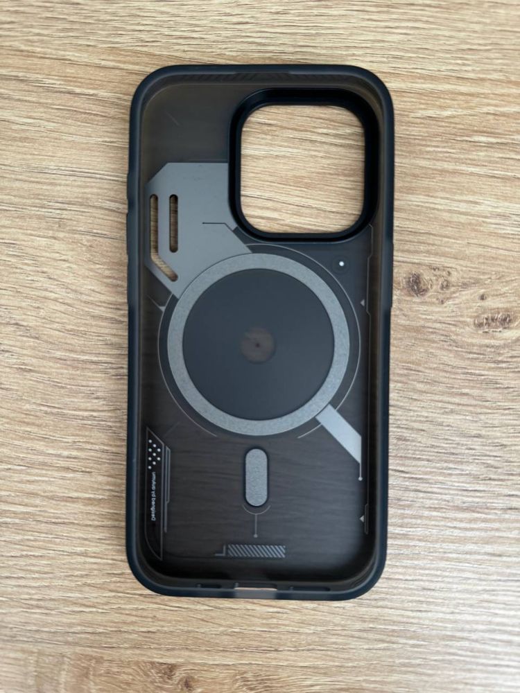 НОВИЙ чохол на Iphone 15 PRO