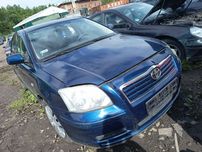 Toyota Avensis T25 8P4 maska przednia FV transport/dostawa