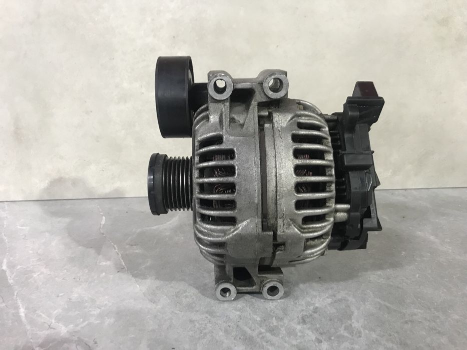 Генератор BMW E46 E90 N42 N46 150A Bosch E91 E60 E87 E83 316 318 БМВ