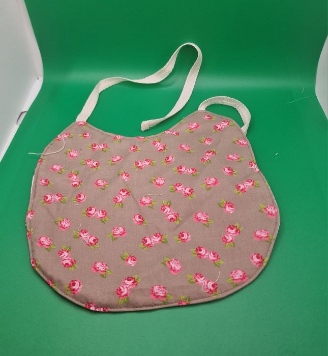 Babetes em tecido impremiavel