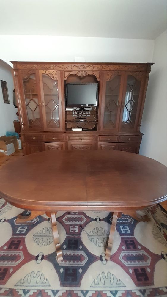 Mobilia de Sala com mesa