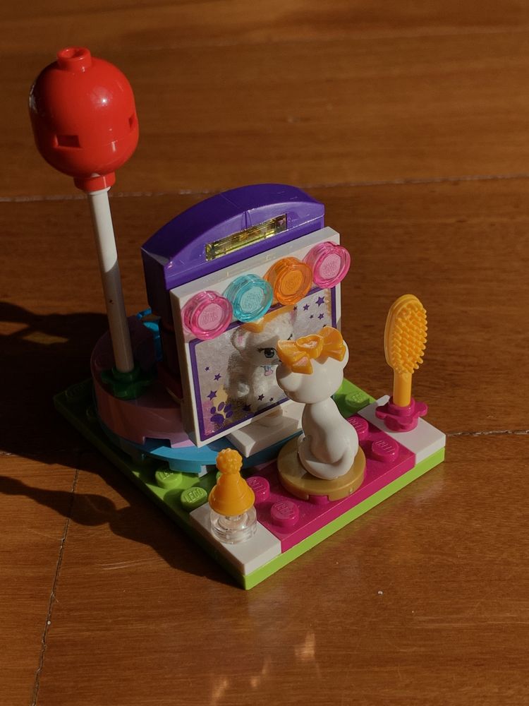 Lego Friends grooming gato