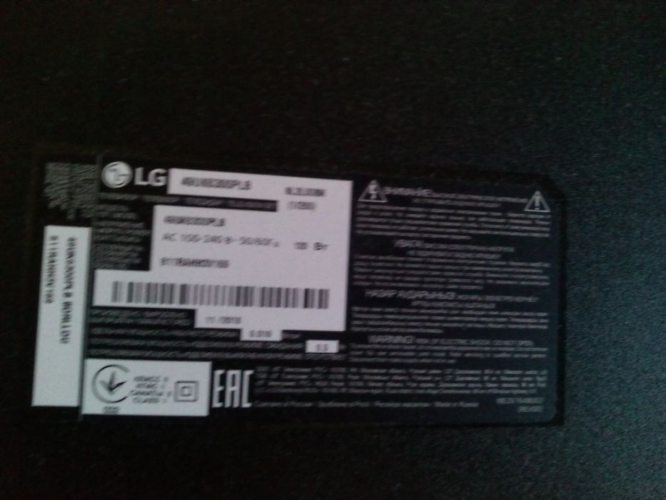 Продаю телевизор LG 49UK6300 PLB с битой матрицей