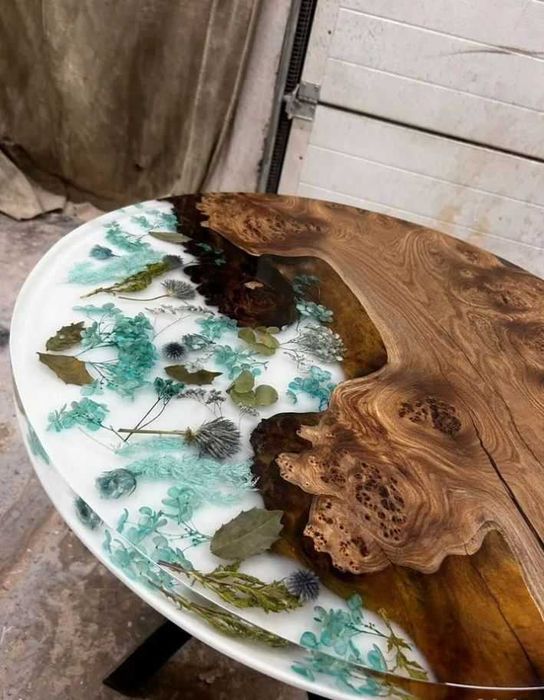 Журнальний столик із слеба та епоксидної смоли