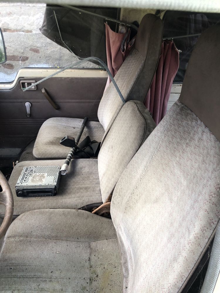 Campervan Nissan Urvan 1986