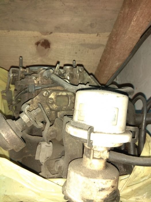 Для мазди626. 86р/в. 2.0карбюратор.