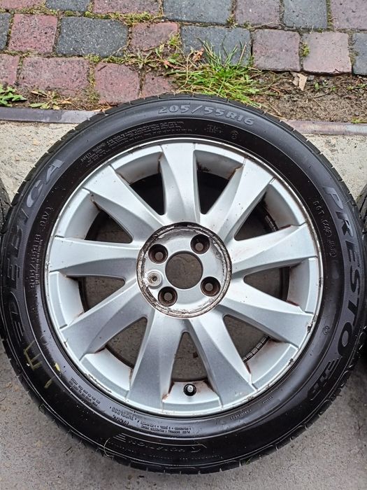 Felgi aluminiowe Renault  R16 4x100