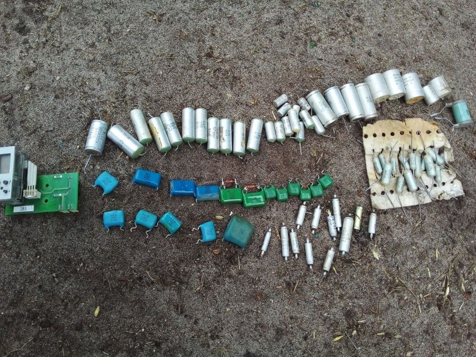 Продам конденсатори СССР