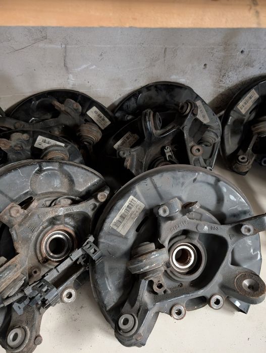 Цапфа кулак ступица опора BMW 3 4 F30 F32 F33 F34 F36 316 318 320 328