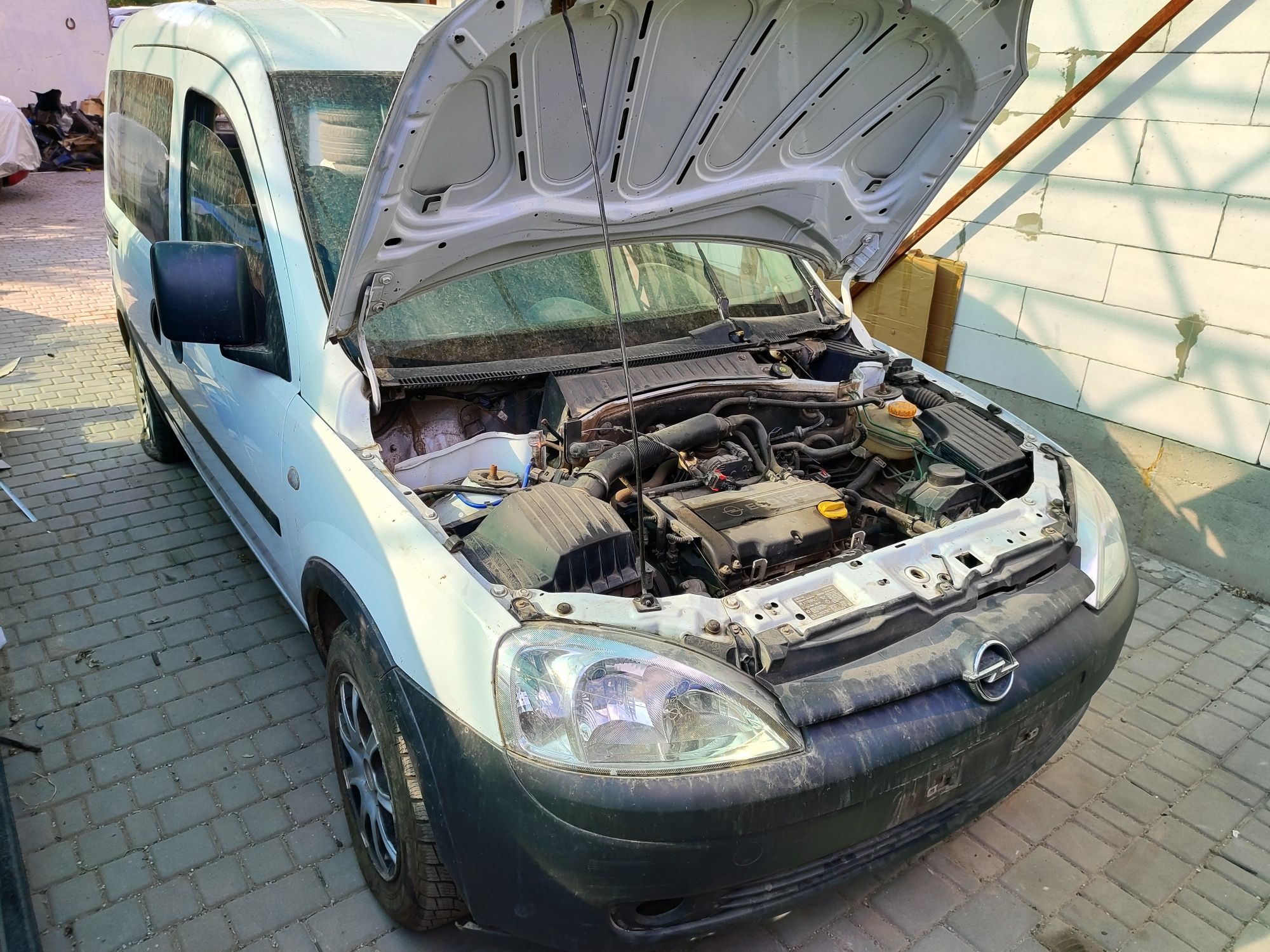 Разборка Opel combo 1.4 бензин.