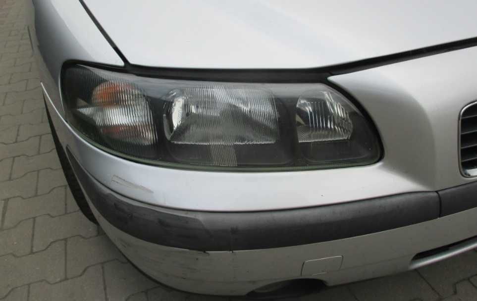 VOLVO S60 V70 XC70 Lampa Przód Reflektor Prawy EUROPA CZĘŚCI RADOM