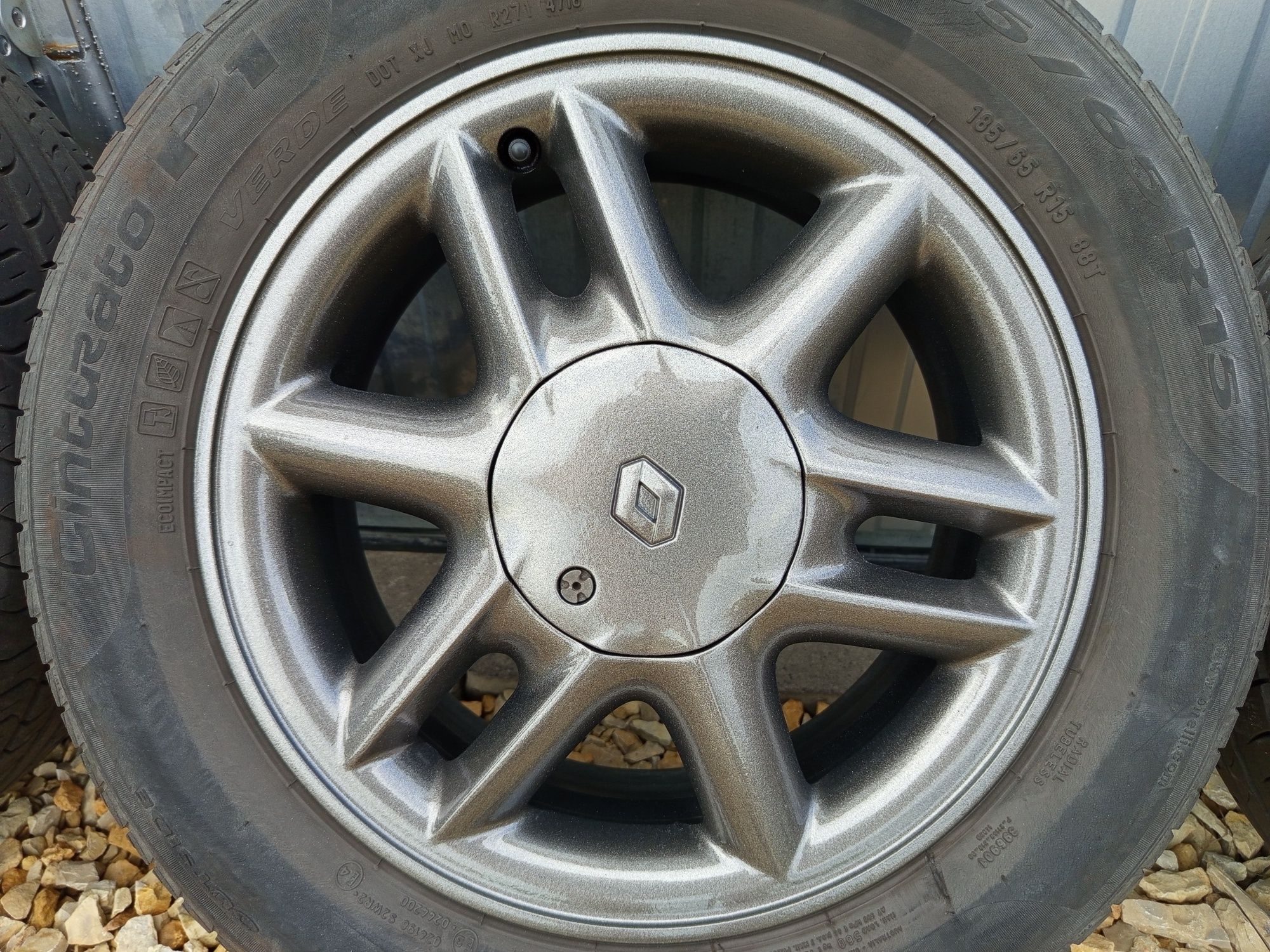 Felgi aluminiowe 15 renault Clio Megane dacia fiat opel toyota 4x100