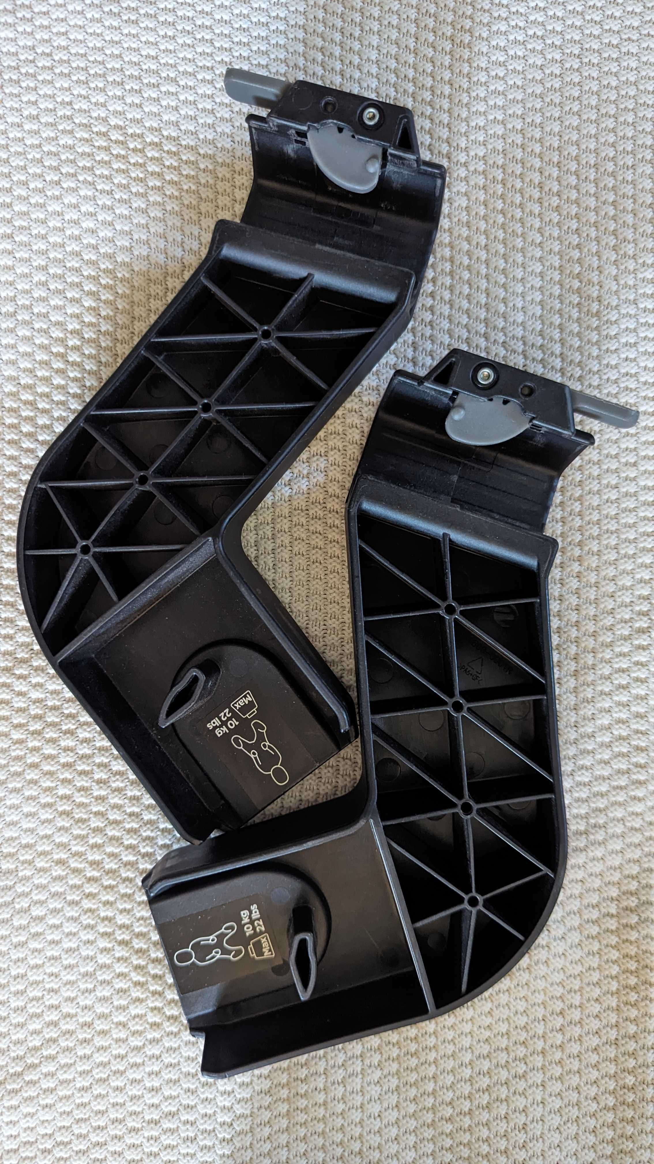 Thule Urban Glide adaptery do fotelika samochodowego