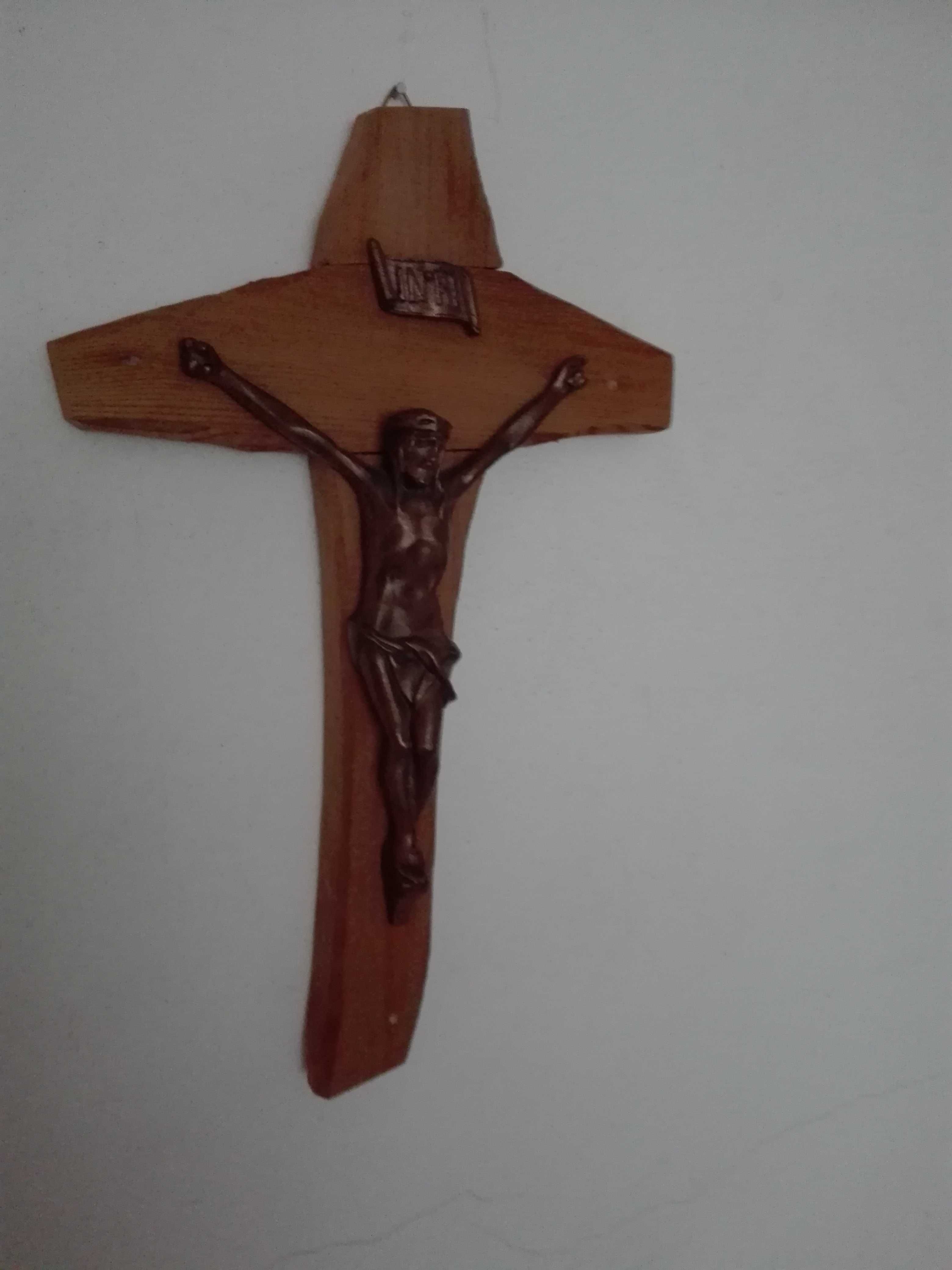 Krzyże drewniane duże do powieszenia