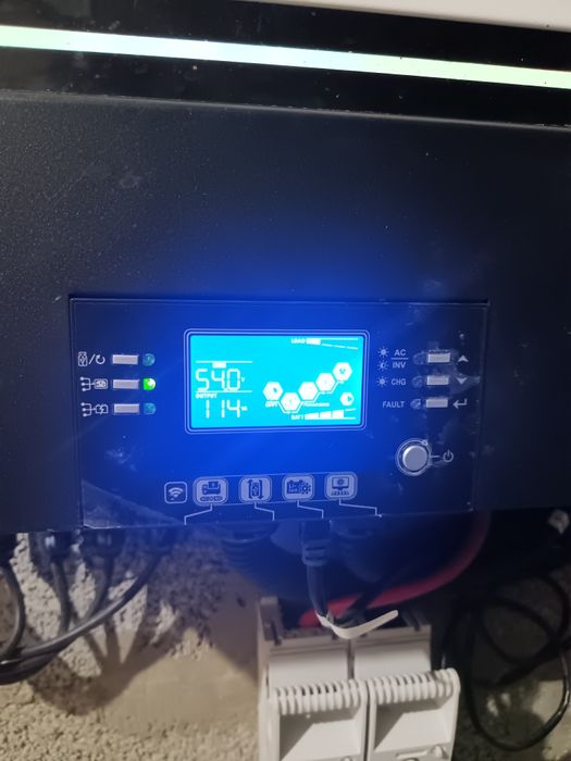 Продам інвертор Q power 7200-48-230