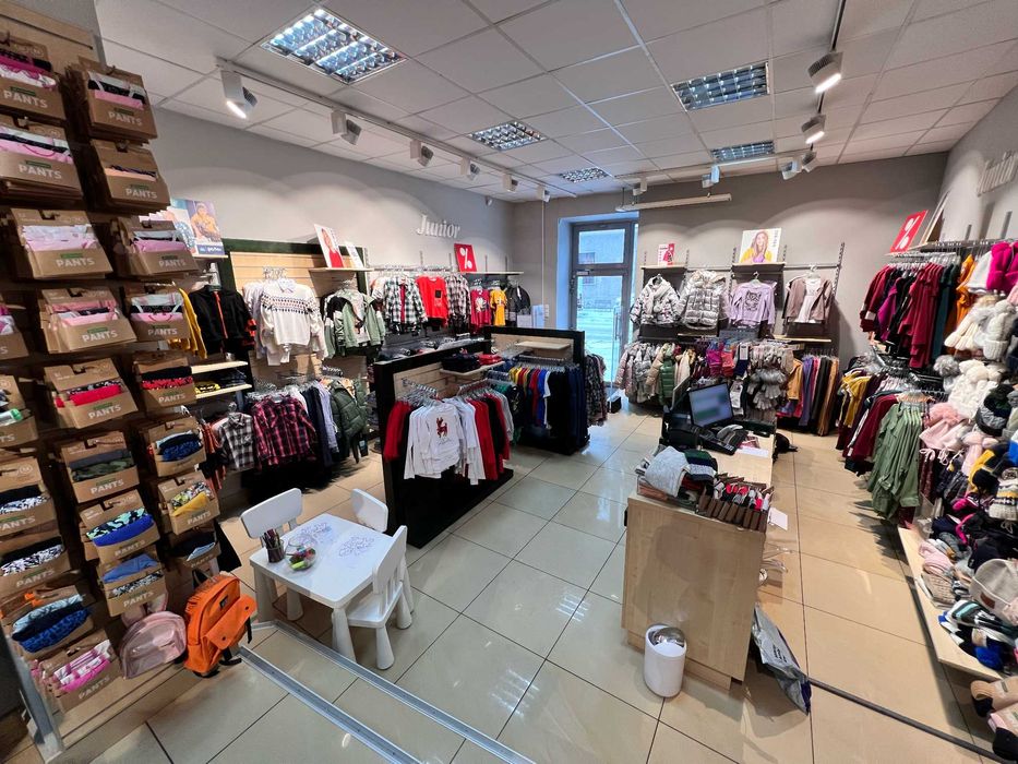 Wynajmę Lokal użytkowy/handlowy przy ul. Piastowskiej 25 w Prudniku