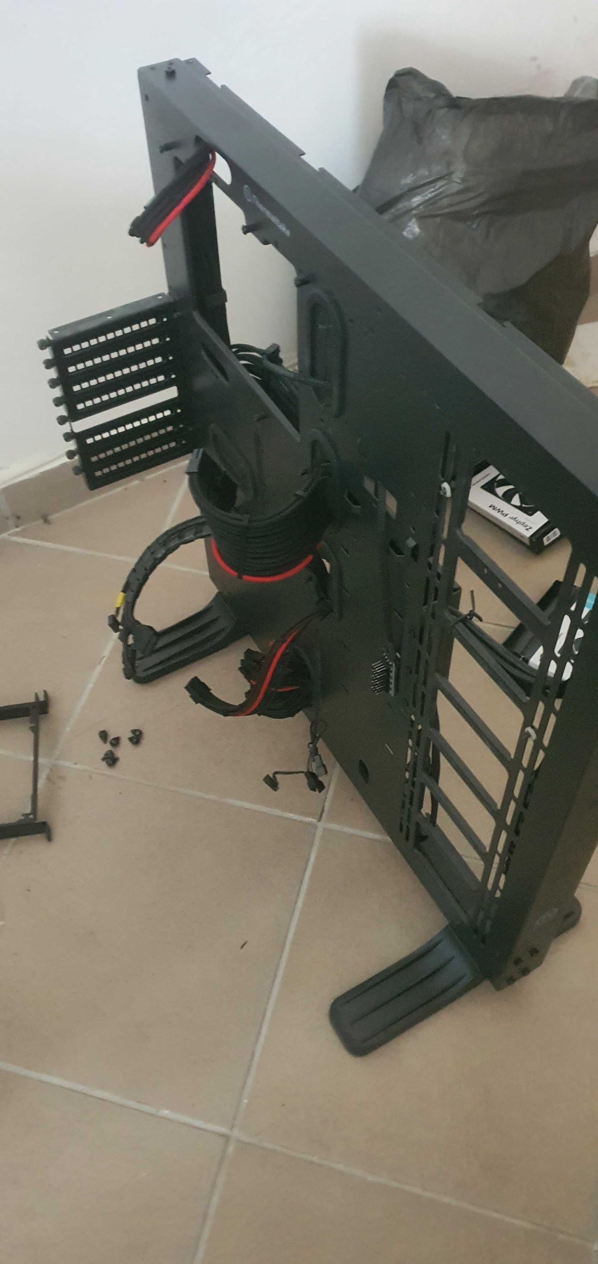 Obudowa Thermaltake Core P5