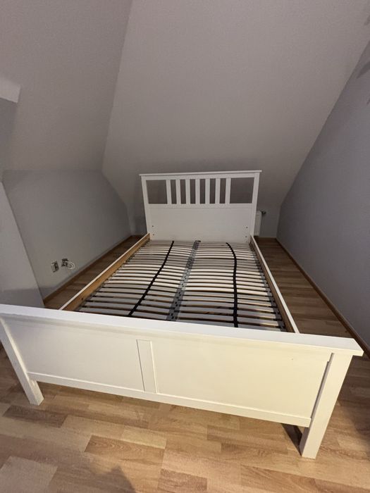 Łózko białe ikea
