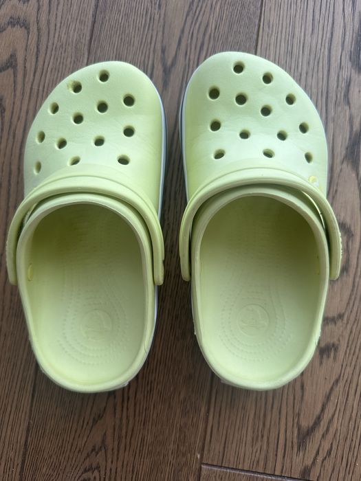 Crocs J3 (34-35)