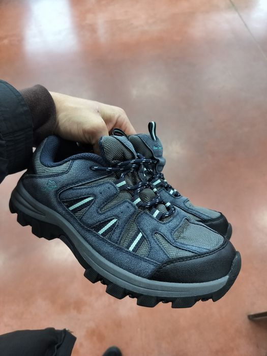 Peter Storm , кросівки для гір , 38 розмір