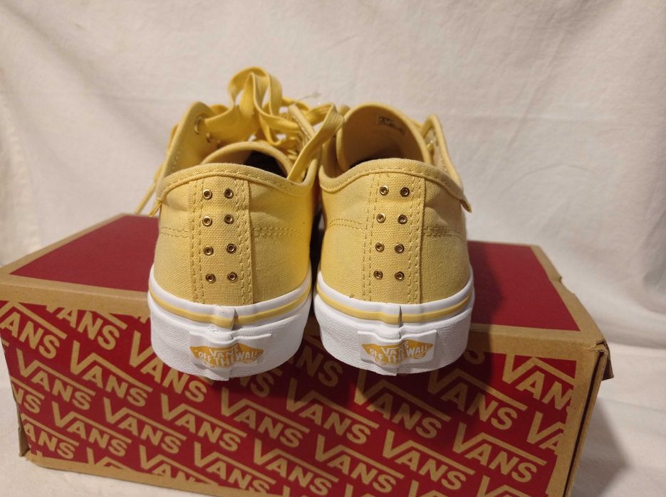 Vans Amarelas 38,5