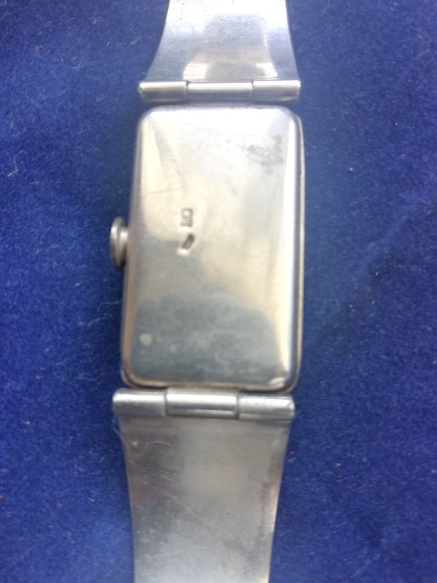 Zegarek srebrny perfect na sztywnej bransolecie