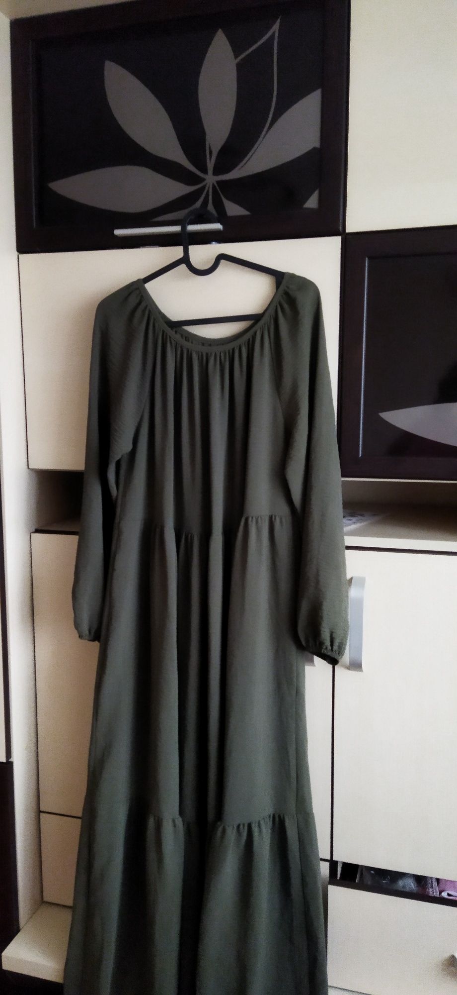 Плаття зелено - оливкового кольору
