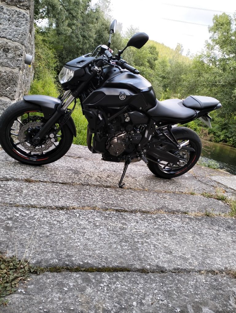 Yamaha mt 07 2019 neste momento conta com 20000klm