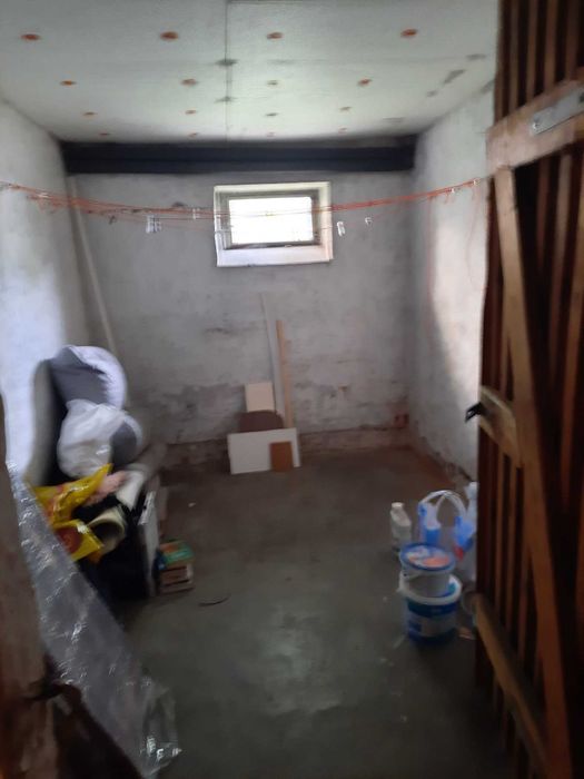 Продається своя 2 кімн. кв. у Німеччині (01587 Riesa)