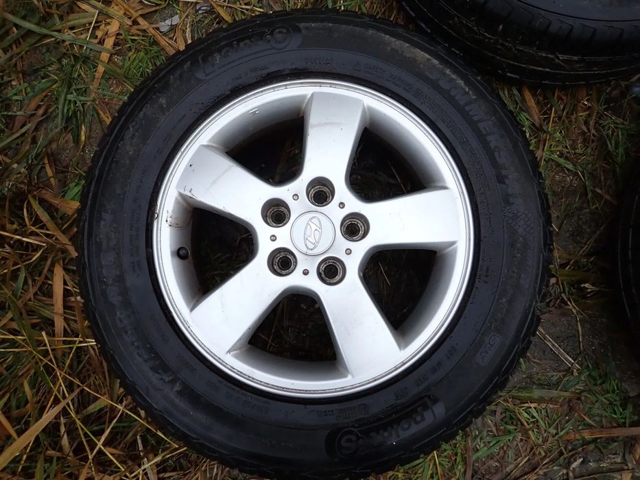 HYUNDAI TUCSON ALUFELGI KOMPLET R16 5X114.3 6J16 H2