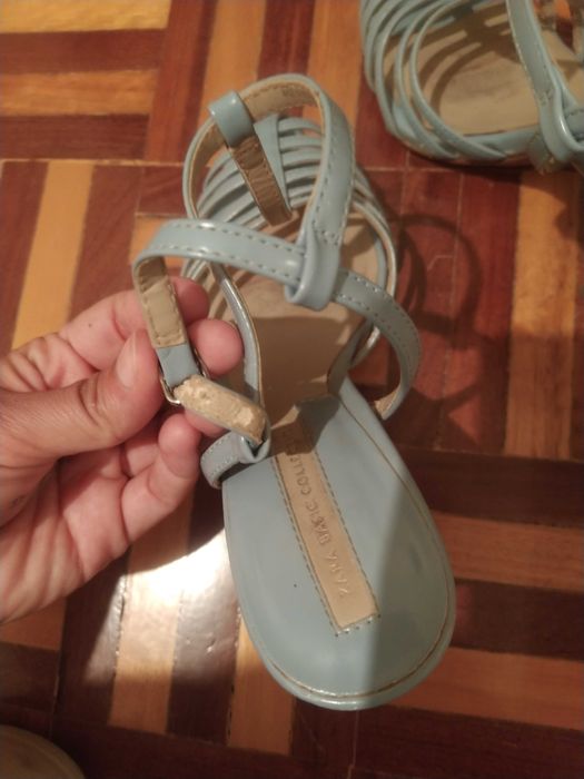 Sandálias salto agulha azul