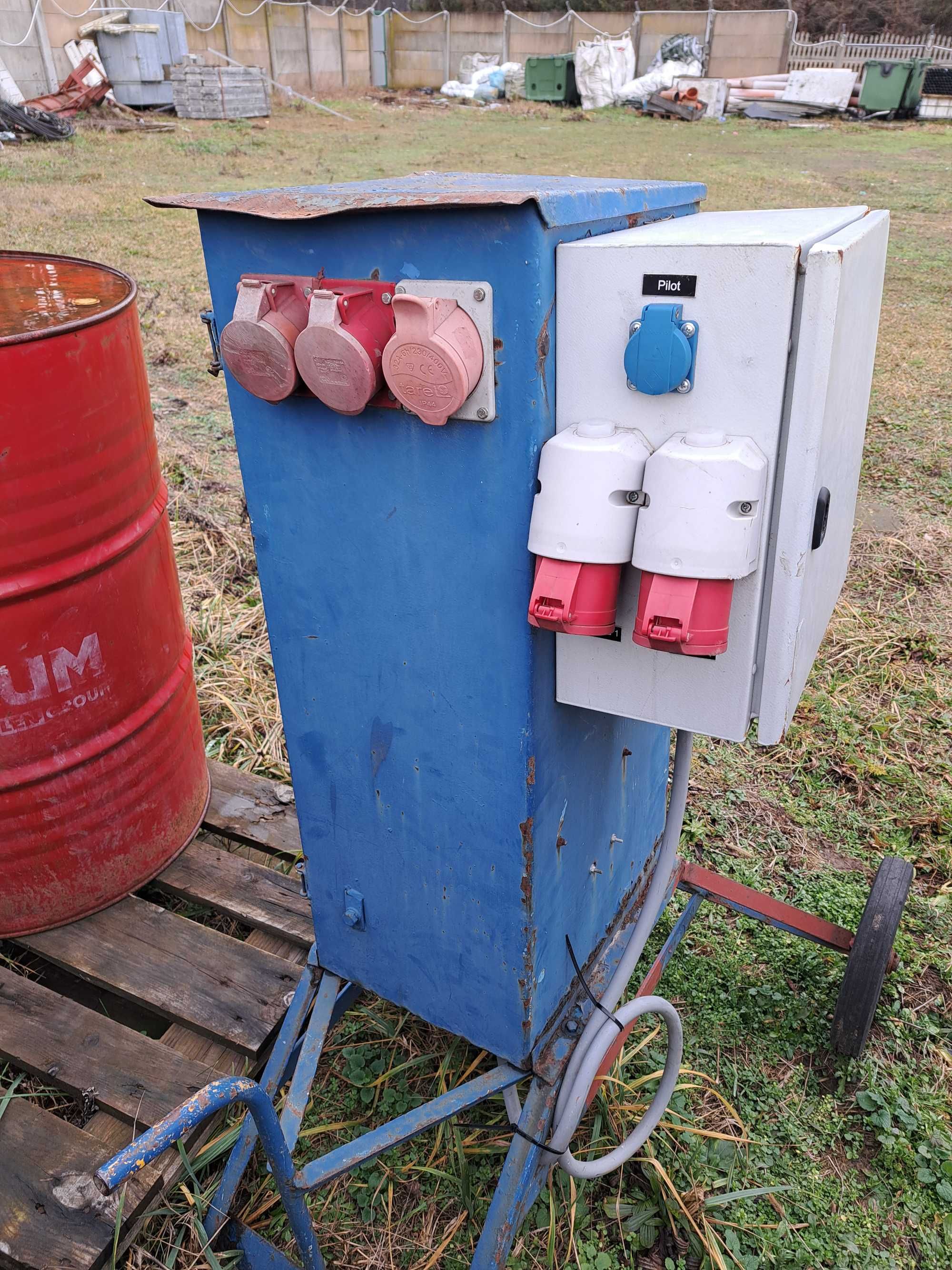 Rozdzielnica elektryczna metalowa RBT na budowę ze stycznikami