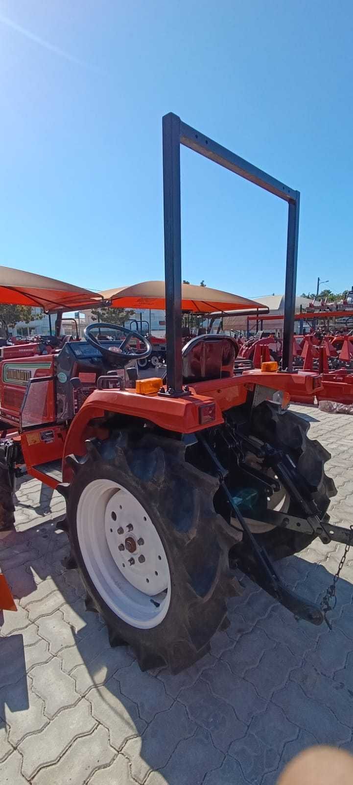 Hinomoto N179 4x4