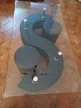 Mesa de sala em bom estado