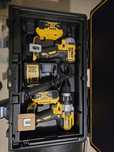 DeWalt DCK276P2T 18V XR Zestaw DCD996 DCF887 2x5Ah 205nm + 95nm
