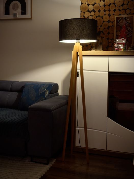 Lampa podłogowa trójnóg drewno loft + GRATIS