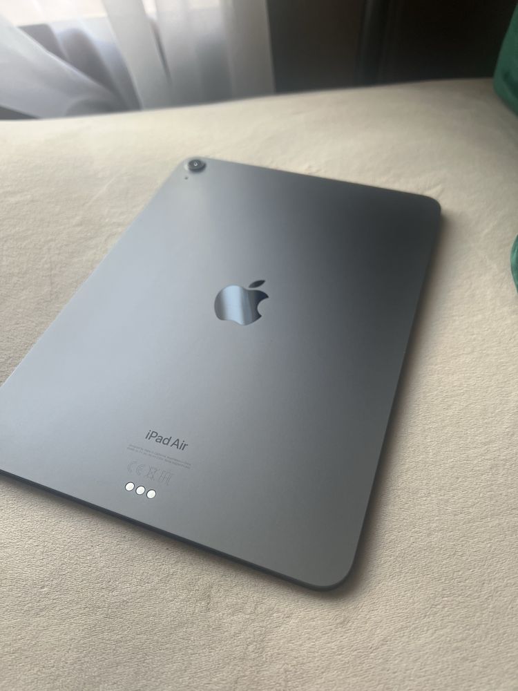Ipad Air 5 gen wifi 10,86 cala