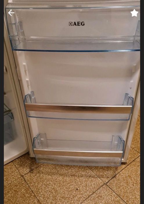 Холодильник AEG