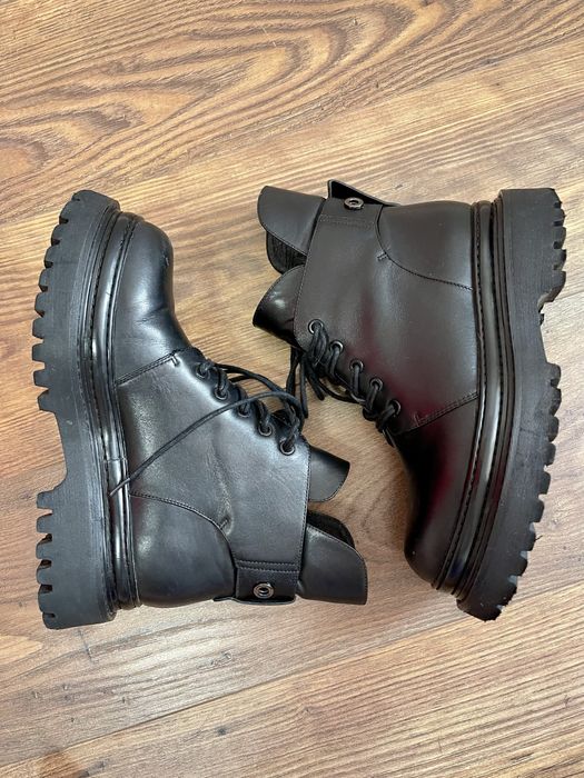 Vitto Rossi (38 розмір) шкіряні ботинки з байковою підкладкою