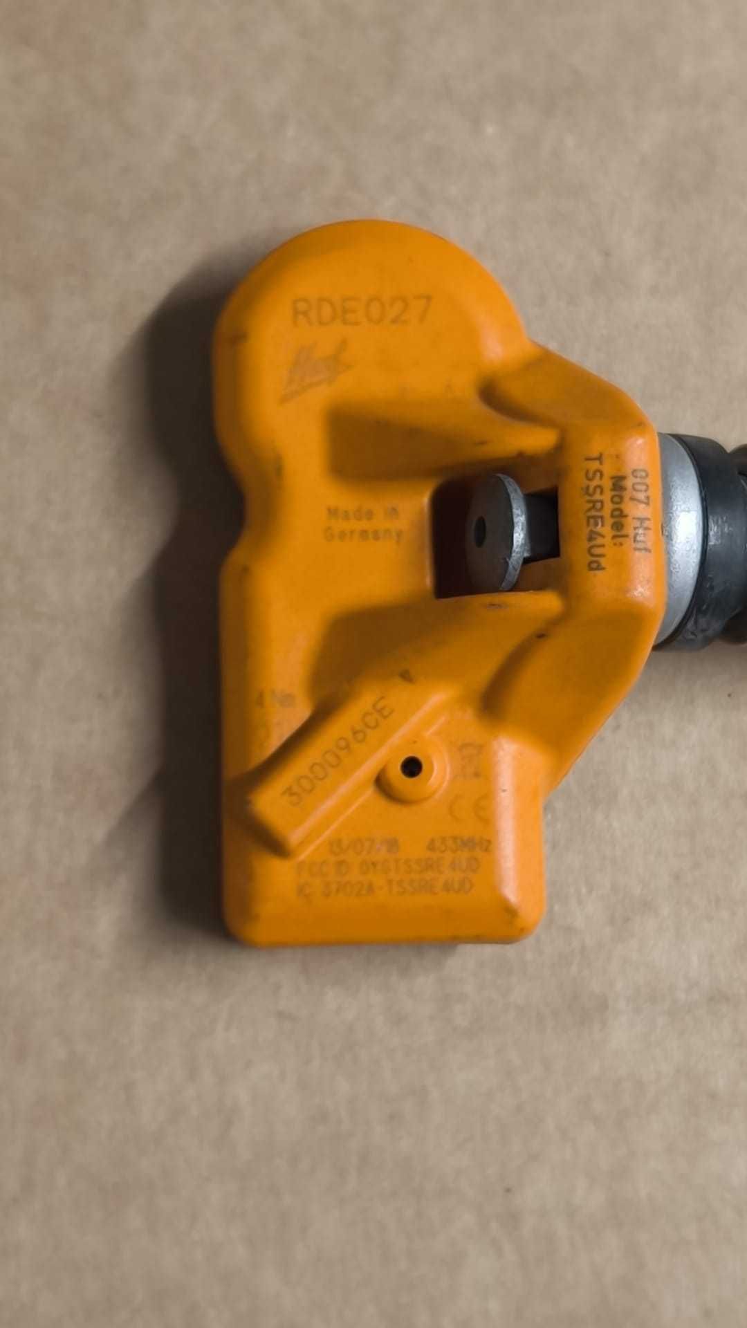 Czujniki ciśnienia TPMS BMW SERIA 1,2,3,4: F30 F31 F22 F20 F32 (T09)